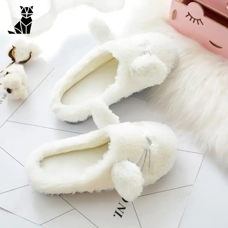 Adorable Paire De Chaussons Chat Avec Petites Oreilles Pour L’hiver