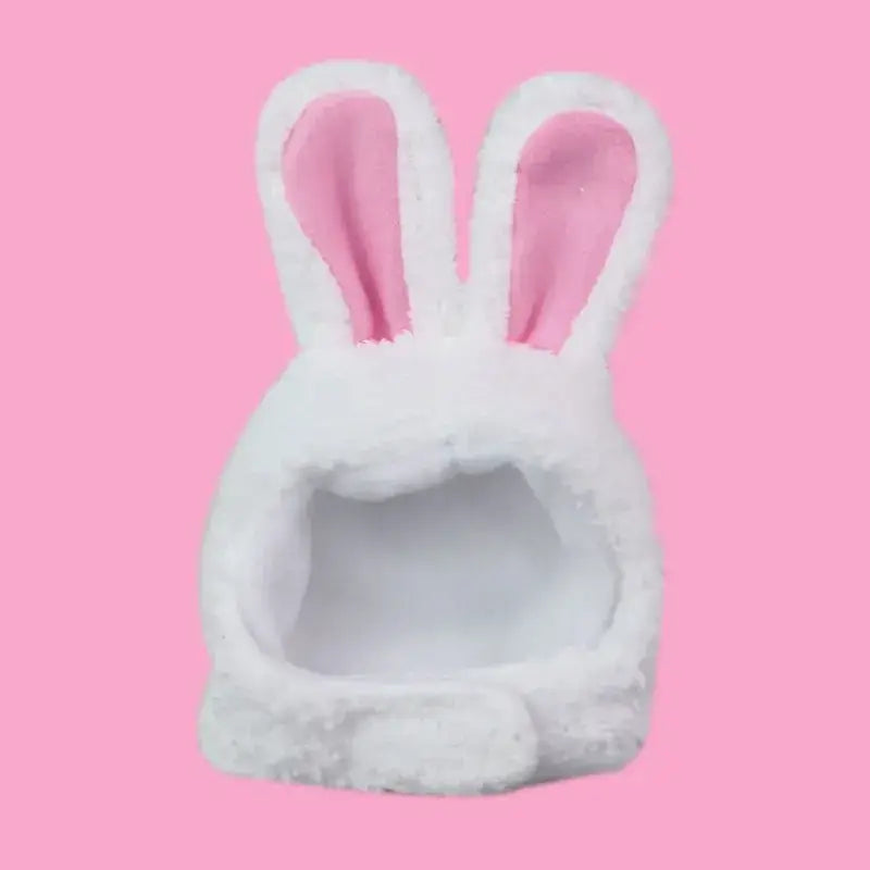Chapeau de lapin blanc avec oreilles roses sur fond rose - Festive Cat Hat aux Oreilles
