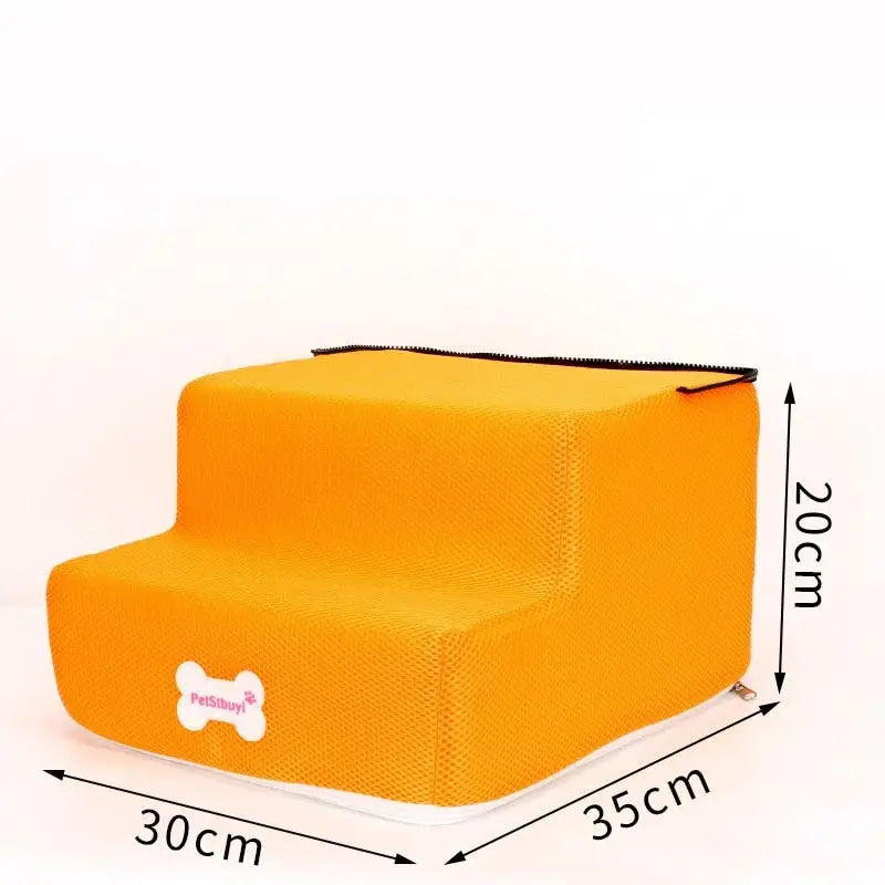 Chaise jaune avec assise blanche et fermeture éclair noire, trois marches, parfaite pour les petits chiens