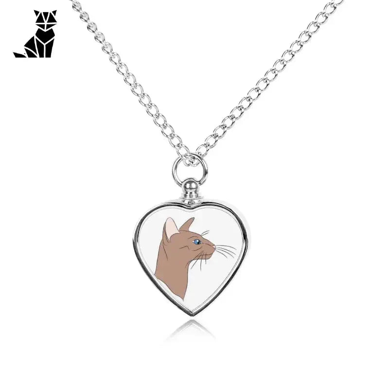 Pendentif personnalisé avec tête de chat dans un médaillon en forme de cœur, parfait pour garder un souvenir tangible